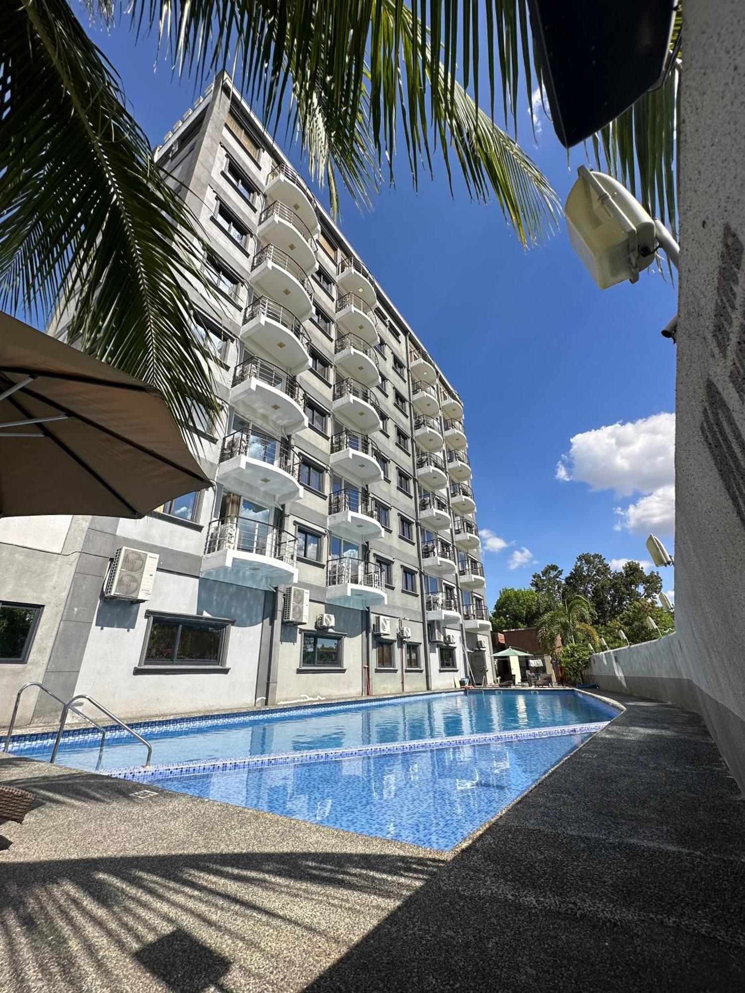 Punta Clark Hotel Clark Field Εξωτερικό φωτογραφία